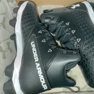 Under Armour Hammer Mid RM Football Cleats